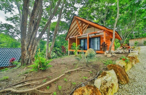 Playa Naranjo House | Bungalow description