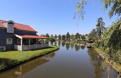 Municipality of Nissewaard House | Bungalow in South Holland with Private Jetty