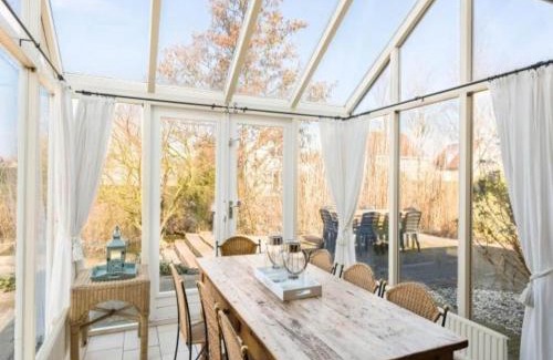 Breskens House | Bungalow in Zeeland with Stunning Waterside Views