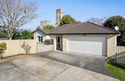 Mount Wellington House | Bungalow Mountain View with Modern Comfort