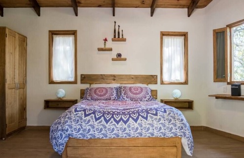 Amatlan House | Bungalow Indra Tepoztlan. Beautiful, Eco and Clean