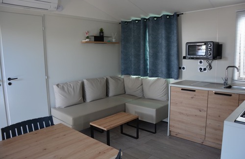 Le Dramont House | Bungalow Neuf Superbe Terrasse Plein sud Face mer à l' ile d' or Camping 4