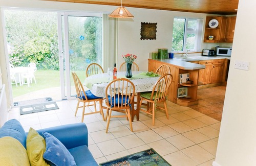 St Merryn House | Bungalow-Outdoor Heated Swimming Pool (open May-September)StMerryn Padstow