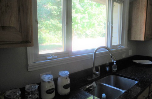 Huntersville House | Bungalow Retreat - Pet Friendly - Historic Home in Huntersville