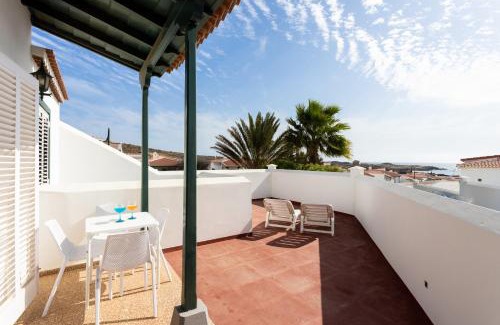 Abades House | Bungalow Santiago 25 with sea view