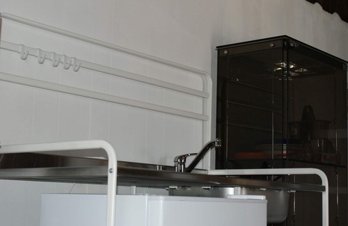 Camporosso House | Bungalow Sixdays 2 with outdoor hot tub.