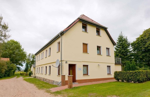 Neuenkirchen House | Bungalow with garden view
