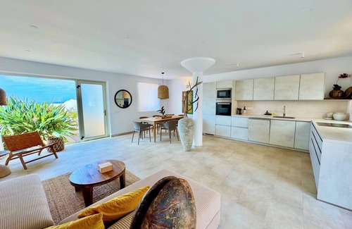 Bahia Calma House | Bungalow with private pool, internet, close to the sea, courtyard, top location, parking lot
