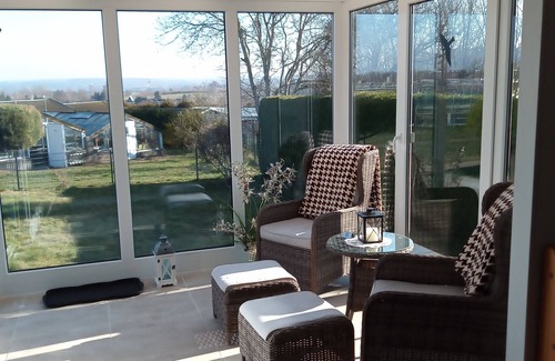 Lichtenwalde House | bungalow with wintergarden, terrace, barbeque area, parking space, pet welcome