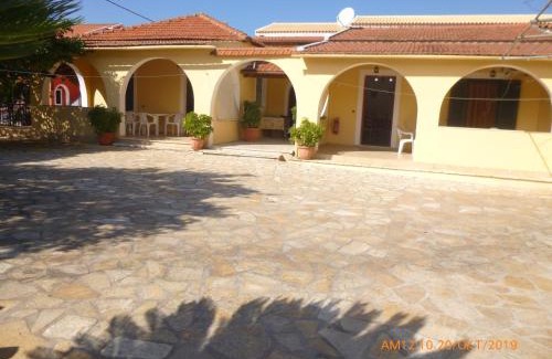 Acharavi Apartment | Bungalows Niki