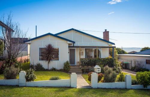 Eden House | Bungo Beach house - Pet Friendly home