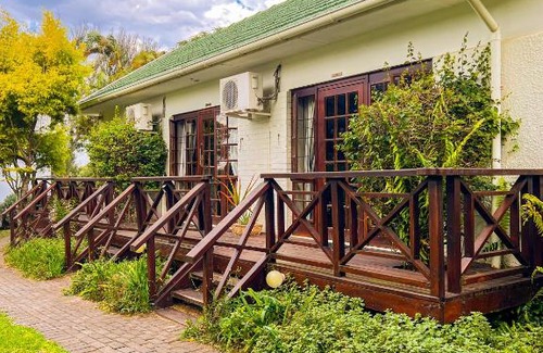 Bunkers Hill House | Bunkers Inn Guesthouse