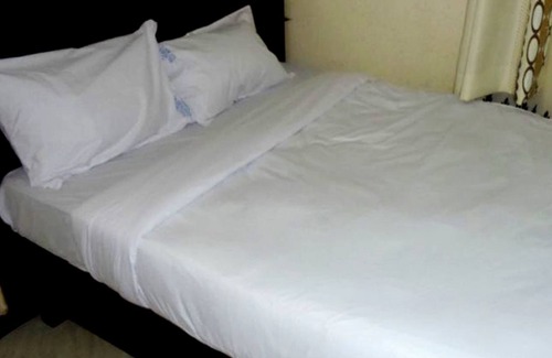 Kireka Hotel | Bunyonyi Inn Hotel