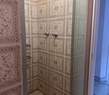 Linden House | Buona Notte Suites in Linden