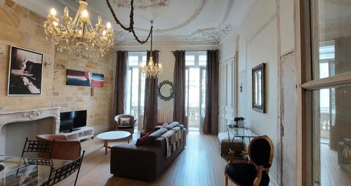 Hotel de Ville - Quinconces Apartment | Burdigala Homes - Appart Duffour Dubergier
