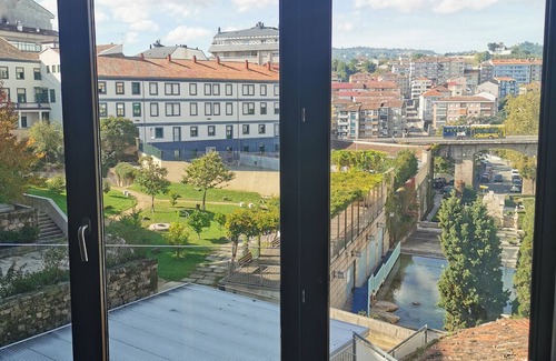 Ourense Apartment | BURGAS BALCONY