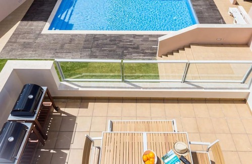 Burgau Apartment | Burgau 2floor appt in condominium w/shared pool