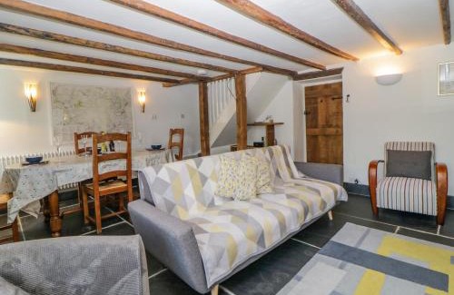 Walkhampton House | Burham Cottage
