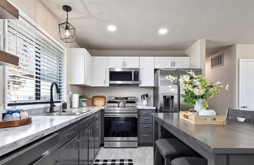 Burley House | Burley Oasis -3 Bed 1 Bath