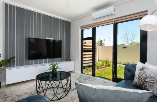 Milnerton Apartment | Burmeister on Park 007