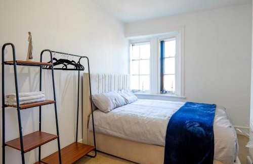Bury Apartment | Bury 2 Bedroom 1 Bathroom in Town Center Sleeps 4