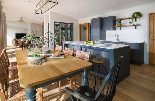 Newquay House | Buryan - sleeps 10 guests in 4 bedrooms