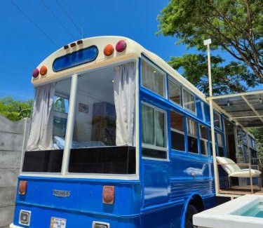Barco Quebrado Apartment | Bus hotel Playa Barrigona, entre Sàmara y Nosara