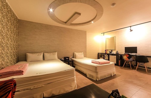 Dongnae District Hotel | Busan Oncheonjang JS