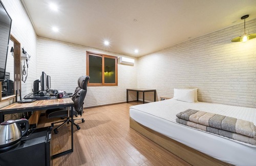 Sasang Hotel | Busan Sasang J