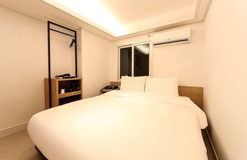 Busanjin Hotel | Busan Seomyeon Business Hotel J7