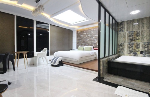 Seo Hotel | Busan Songdo Hotel 999