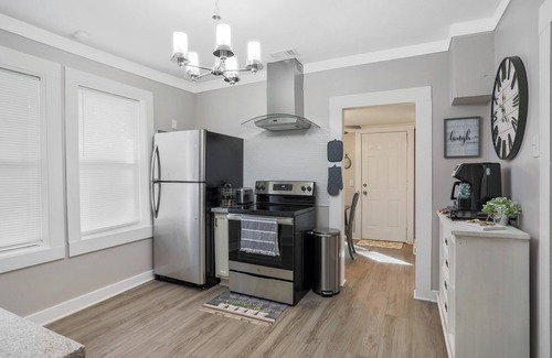 Hattiesburg Cottage | Buschman Station - Cottage near Downtown Hattiesburg