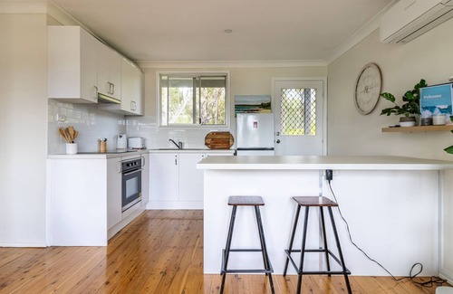 Berrara House | Bush 2 Beach in Berrara