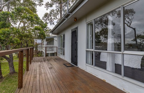 Berrara House | Bush 2 Beach in Berrara