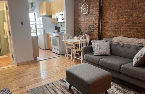 Bushwick Apartment | Bushwick Bklyn Cozy 1BR n1 block from subway, L/M lines