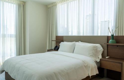 Costa del Este House | Business Condo Suite 1BR with Ocean View