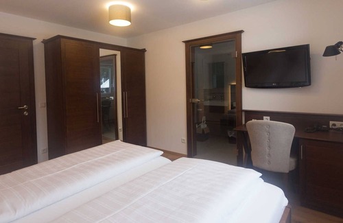 Unterach am Attersee House | Business double room - Attersee 7 - Hotel STADLER am Attersee, your lakeside hotel in the salt