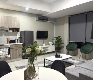 Kareeberg Apartment | Business, fun, relaxation in the heart of Rosebank
