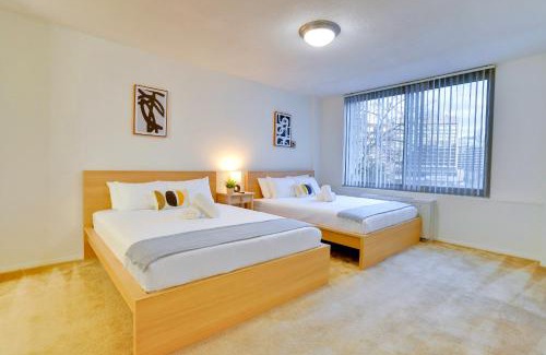 Aurora Highlands Apartment | Business or Vacations This Apt is Perfect to Both