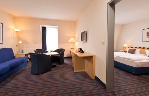 Laubegast House | Business room - early bird with breakfast - ACHAT Hotel Dresden Elbufer