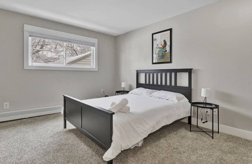 Downtown Apartment | Butler 08 · 2 Bdrm Apt minutes from downtown