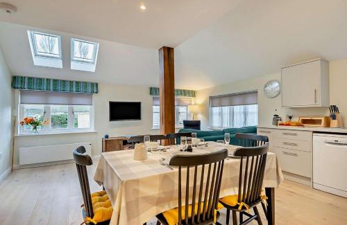 Wickhambrook House | Butlers Barn