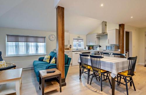 Wickhambrook House | Butlers Barn