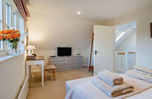 Wickhambrook House | Butlers Barn