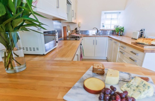 Llanfaethlu Apartment | Buttercup - a coastal that sleeps 4 guests in 2 bedrooms