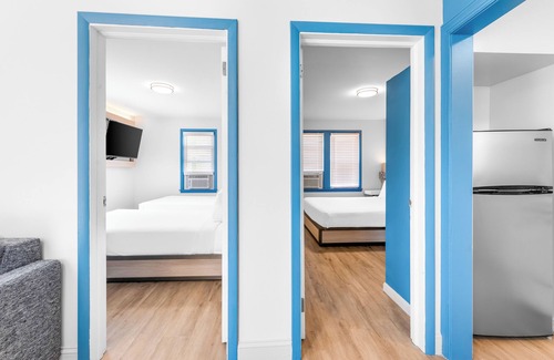 Wildwood Crest Hotel | Buttercup Suites