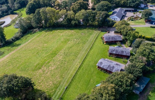 Highampton House | BUTTERCUPS, family friendly, character holiday cottage in Sheepwash