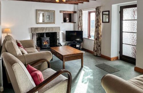 Tideswell House | Butterfield Cottage