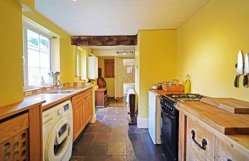 Codsall Cottage | Butterfly&Bumblebee Cottages: Two beautiful period houses just 30meters apart