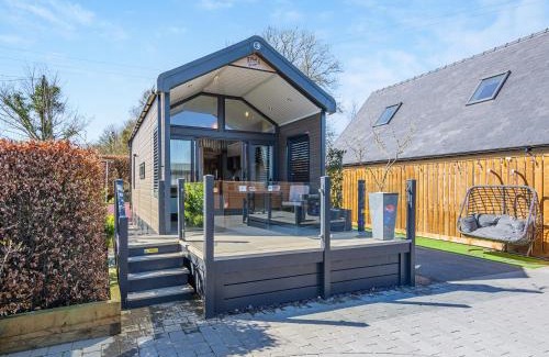 Holywell House | Butterfly